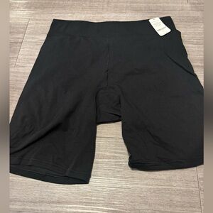 Understance Pima cotton Black Biker Shorts size xl. Bnwt